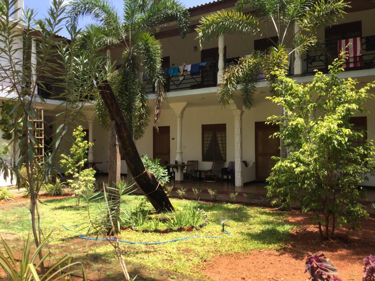 אופוואלי French Garden Resort מראה חיצוני תמונה