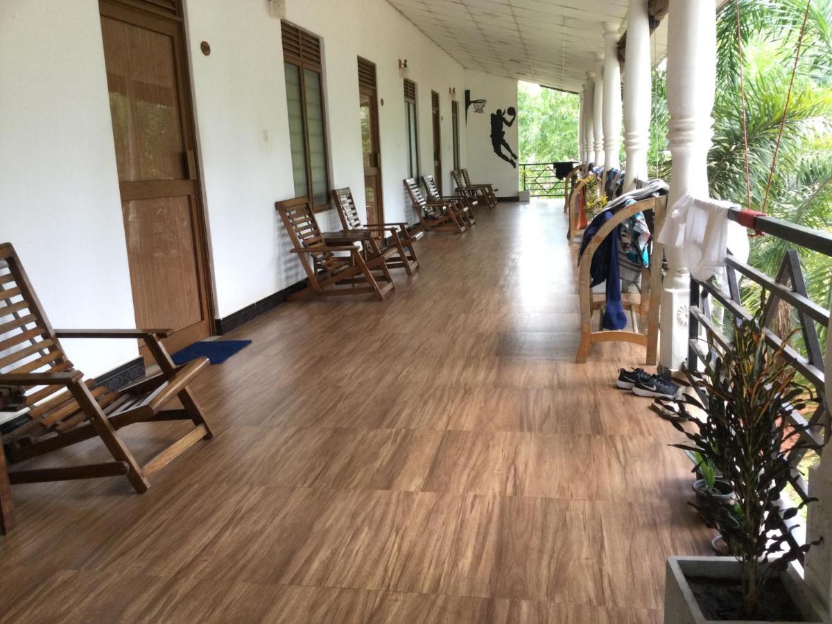אופוואלי French Garden Resort מראה חיצוני תמונה