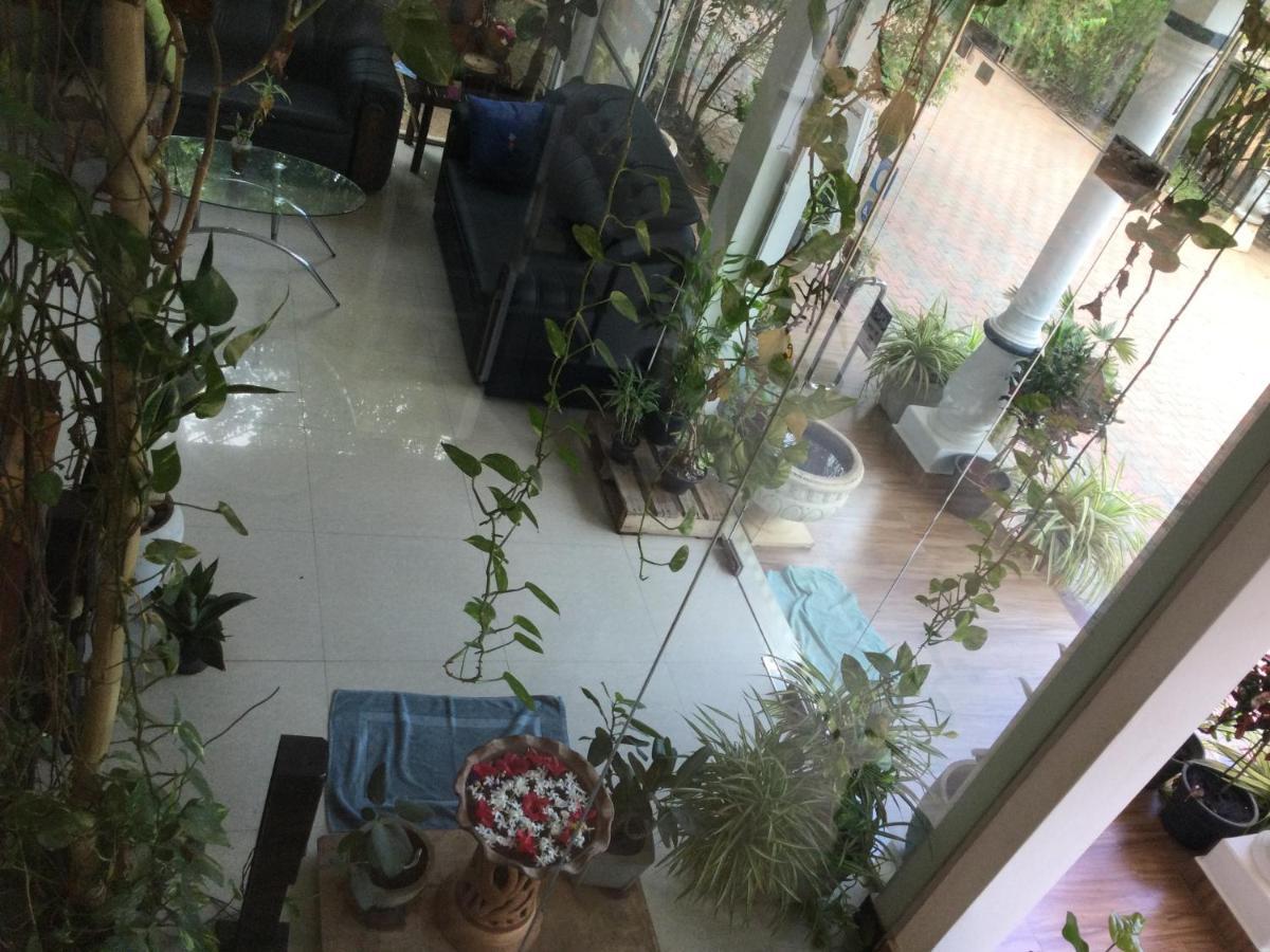 אופוואלי French Garden Resort מראה חיצוני תמונה