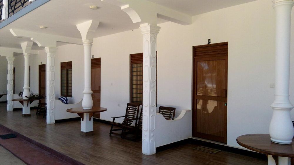 אופוואלי French Garden Resort מראה חיצוני תמונה